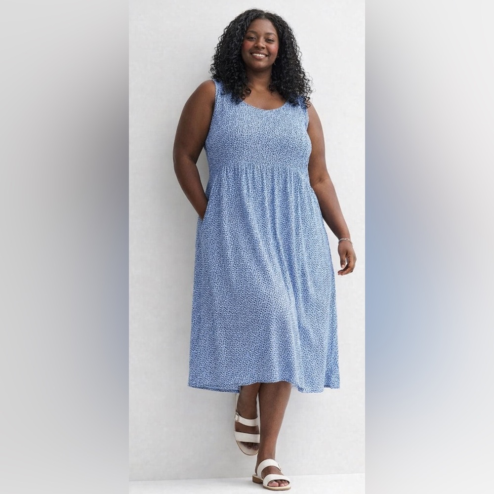 Croft & Barrow Smocked Dress – 3X
FREE BONUS: Jones New York Skort (XXXL)